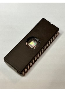 Mémoire EPROM UV NM27C010Q