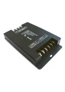 RÉPÉTEUR LED - 3 x 8 A